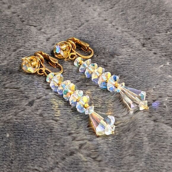 Vintage 60's Aurora Borealis Crystal Dangle Earrings - Picture 3 of 13